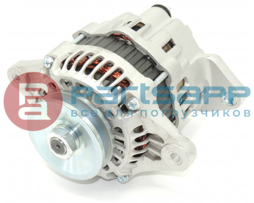 Генератор NISSAN H15/H20/H25 (12V/50A, крыльчатка внут.)